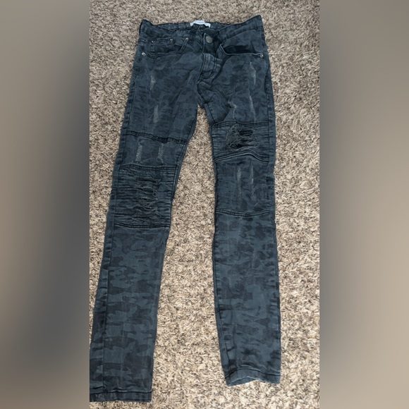 Off-White Gray Camouflage Jeans - Picture 1 of 5